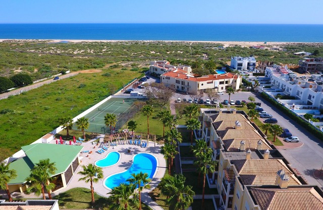 Praia da Lota Resort - Apartments