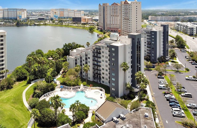 Premium Condos near Universal Studios