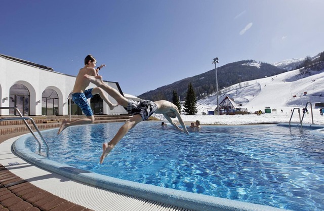 Premium family suite breakfast - Hotel Gut Trattlerhof & Chalets*