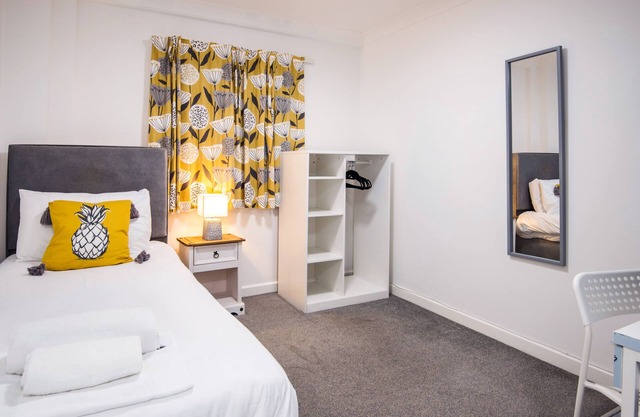 Premium Single Ensuite at Royal Ashton Town House