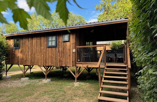 Premium Wood Cabin 5/7 persons