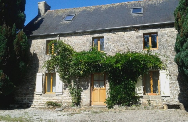 Pretty Stone cottage in the heart of the French countryside.