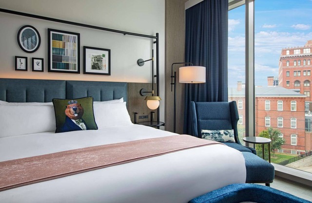 Prime Location! Comfortable & Pet-friendly Accommodation Close to The Capitol