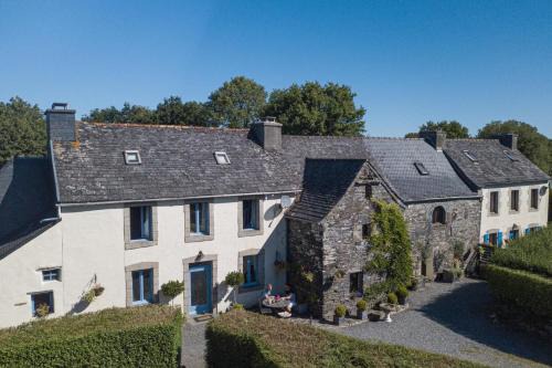 Priory at Kergudon Gîtes, Family gîte with pool