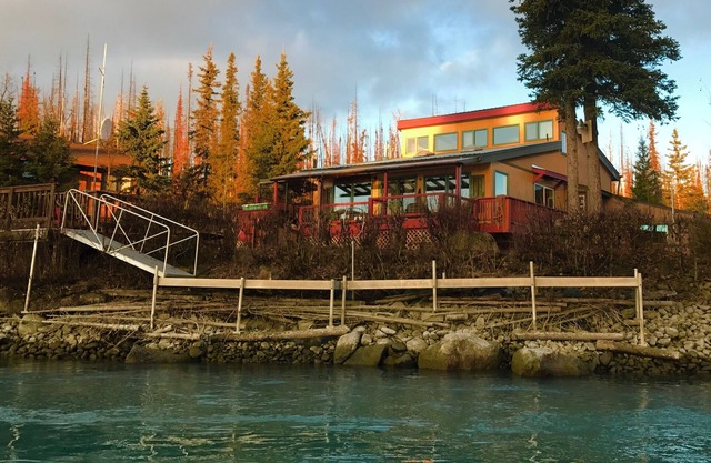 Pristine riverfront 2-bedroom house with private dock, huge deck, and gazebo!