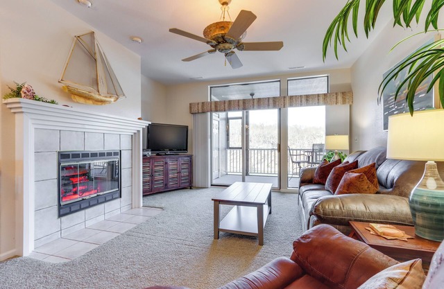 Private Boat Slip: Family-Friendly Lazy Days Condo