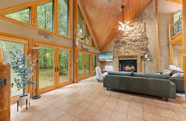 Private Cabin at Lake Hartwell
