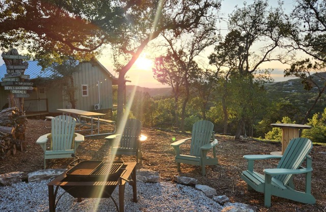 Private Cabin w/Amazing Hilltop Views of Sunrise, Sunset and Wildlife - Hot Tub