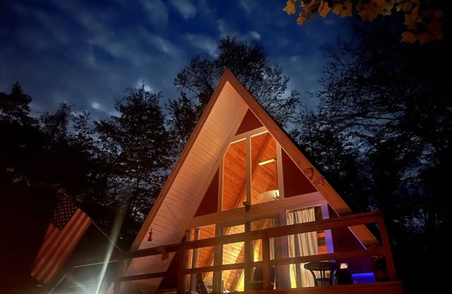 Private & Charming A-Frame Cabin Near Penn State & Outdoor Adventures