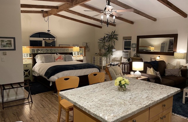 Private, comfy Leucadia Studio!