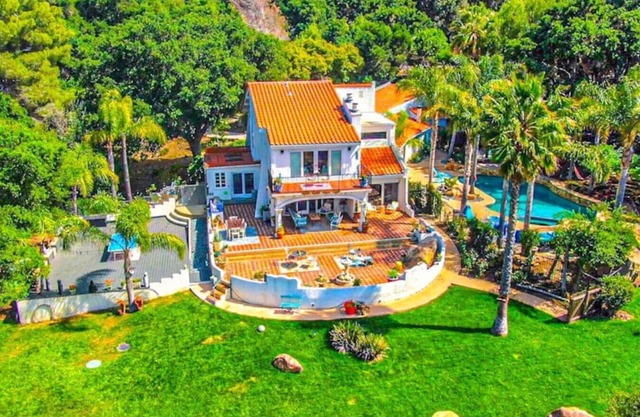 Private Compound Malibu Retreat Salt Pool Yoga