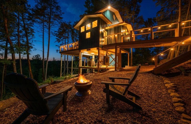 Private Lux Getaway/Hot-Tub/Net Loft - Birdhouse