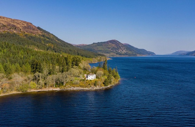 Private Luxury Home set on 5 Acres of Gardens on the shores of Loch Ness