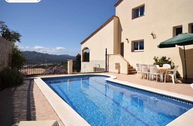 Private Pool Villa, 8 Guests