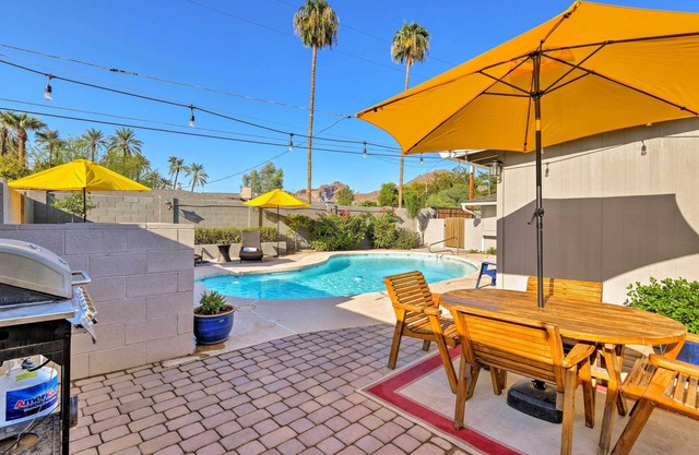 Private Pool & Camelback Mtn Views: Phoenix Gem
