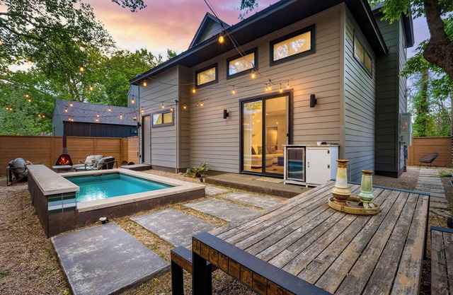 Private Pool, Firepit, Patio | Steps to East Austin Dining, Music, Art, Murals