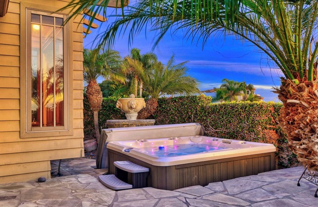 Private Spa/4 Bedrooms/Close To Beach