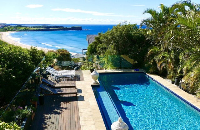 Private & Stunning Luxury Oasis With 12 Metre Pool