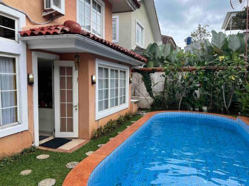 Private Villa with Swimming Pool