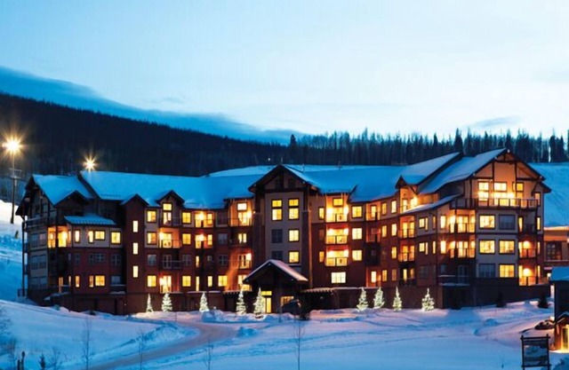 Private Walkout Condo to Ski/Hike/Bike/Pool.A Relaxing Grand Adventure awaits