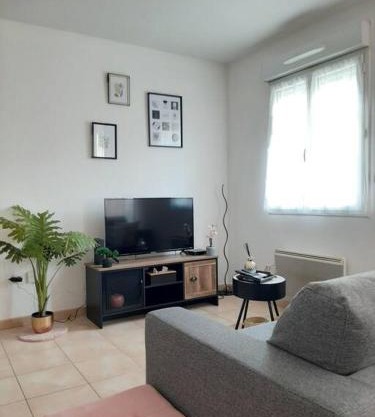 Proche aéroport à pied, Le Rêve Rose.