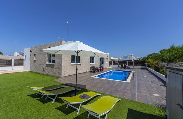 Protaras Villa Golden Dream Near To The Centre