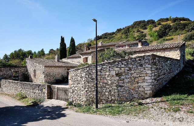 Provencal farmhouse in central Provence