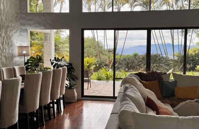 Pure Life Sanctuary - Private Waterfall & Garden