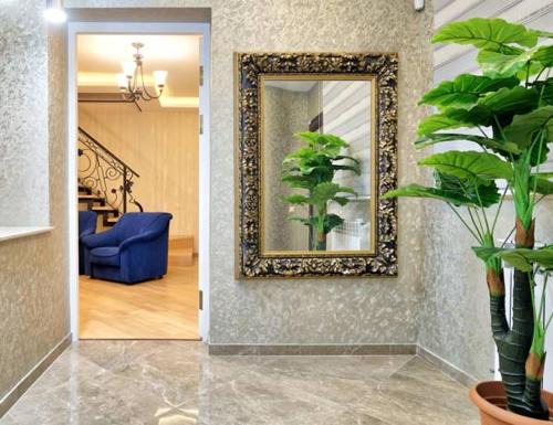 Q&B Boutique House