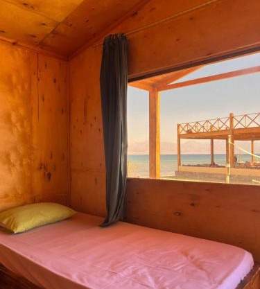 Qamar Sinai