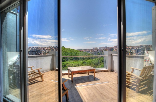 Quality furnished residence,1 bedroom,7/24security