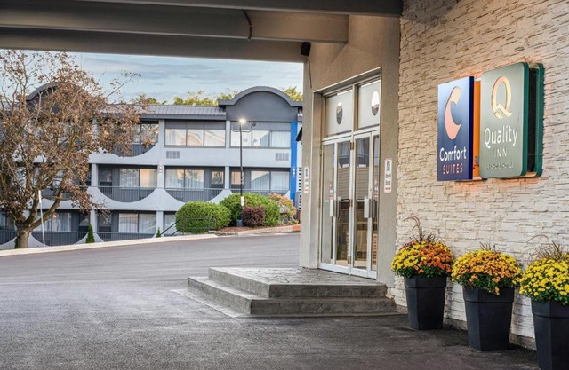 Quality Inn & Conference Centre Kingston Central