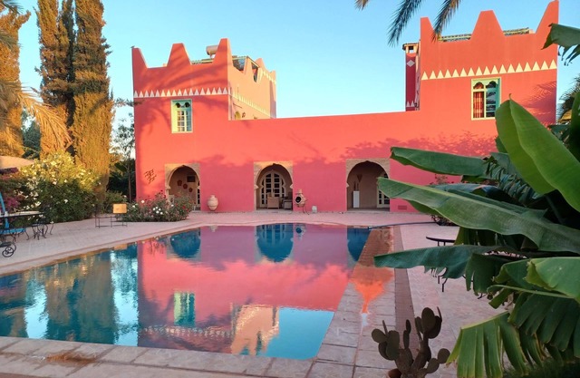 Quiet, high-quality villa with swimming pool and exotic garden, not far from Agadir