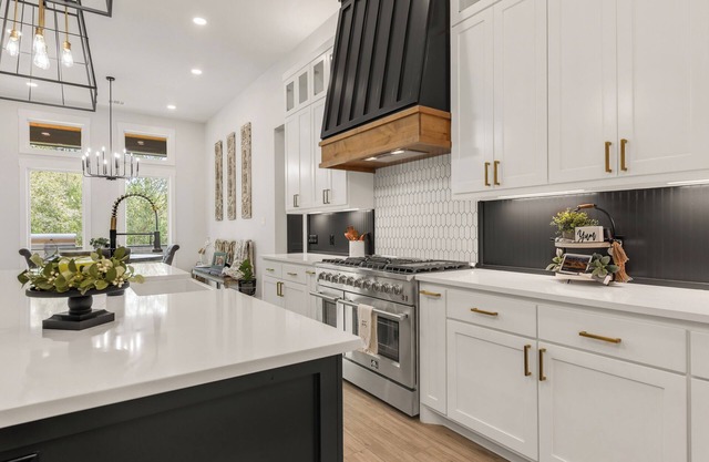 Quiet home, just outside city limits!