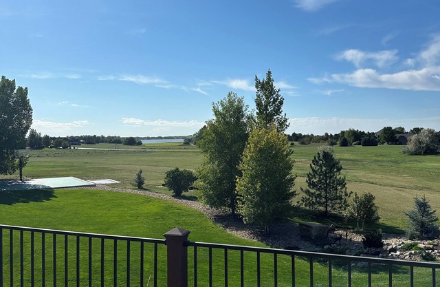 Quiet Studio Apartment minutes from Fort Collins and Windsor