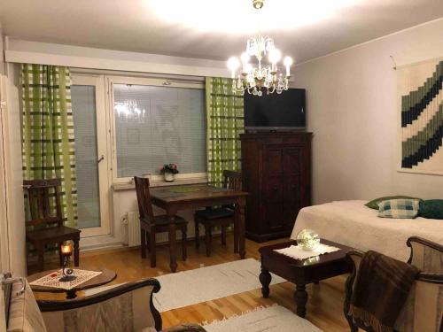 Quiet studio close to the mall and the metro