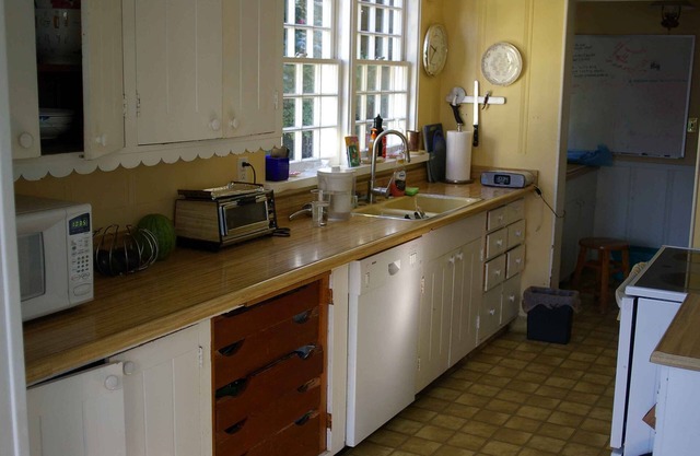 Quiet, walkable north Berkeley home, near UC, Downtown, BART