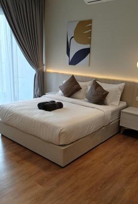 Quill Residence- City View Condo by Azmila