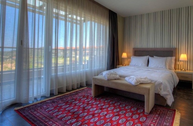 R 1257 Elegant Villas - Superior Sea View Villa - Garden View - Outdoor Jacuzzi & XBOX on request