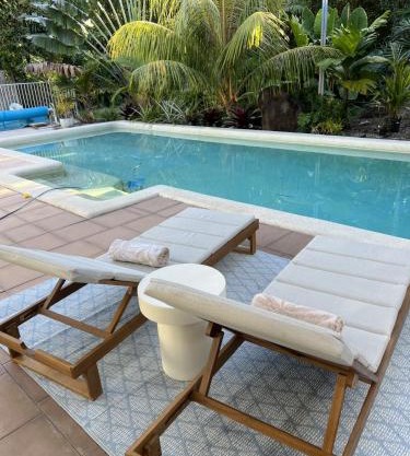 Rainforest Studio with Pool