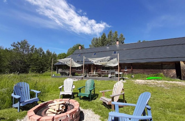 Raistiko Talu- Farmhouse, off-grid cabin and more