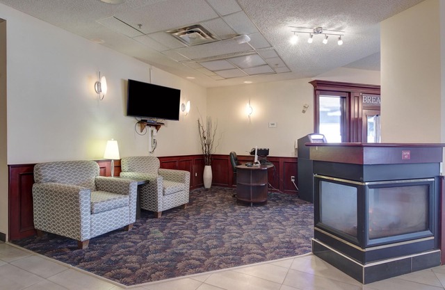 Ramada by Wyndham Nisku Edmonton Airport