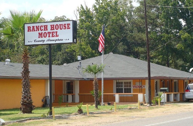 Ranch House Motel Marksville