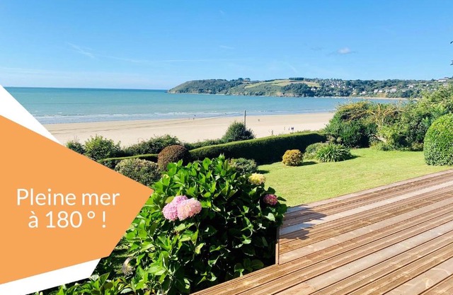 Rare, Vue pleine mer à 180°c surplombant la plage