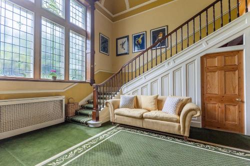 RAYGILL HOUSE - Spacious Family Retreat in Scenic North Yorkshire