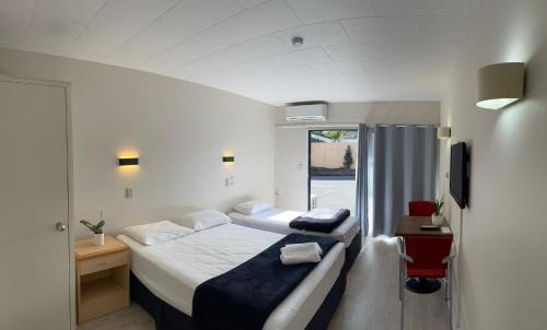 Rayland Epsom Motel