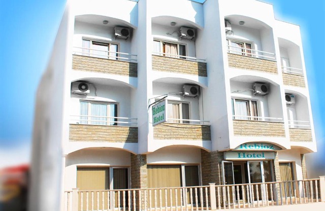 Rebioz Hotel