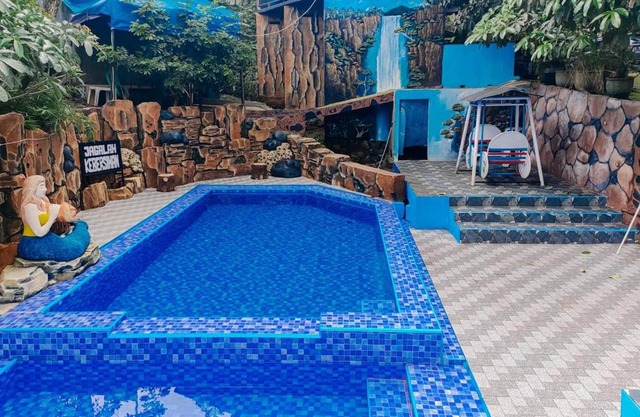 RedDoorz at Pacet Mojokerto