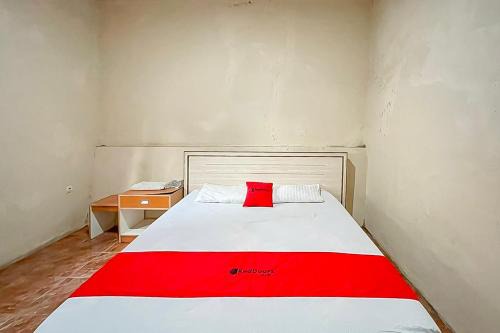 RedDoorz at Roma 88 Tomo Sumedang