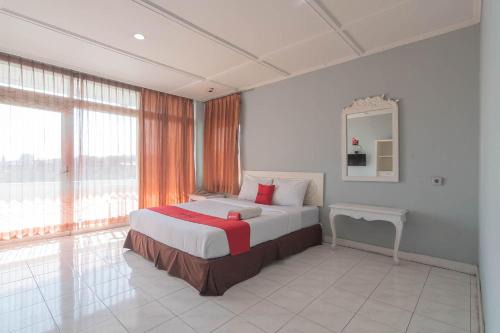 RedDoorz near RSUD Lembang